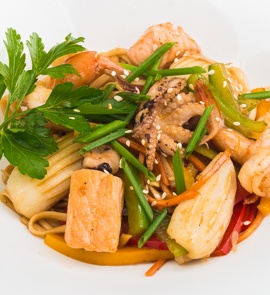 Удон с морепродуктами