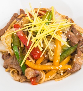 Удон со свининой